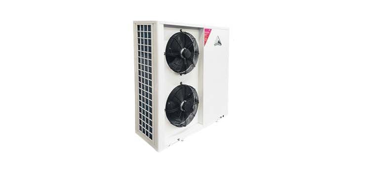 advantages-and-disadvantages-of-using-a-mini-chiller.jpg